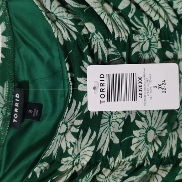 Torrid Green And White Floral Stretch Mesh Cropped Shirred Cami Top Size 3X - Picture 7 of 8